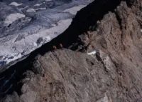 In neuer Bestzeit über Eiger, Mönch und Jungfrau