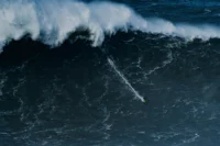 Weltrekord: Sebastian Steudtner bezwingt 28,57 Meter hohe Welle