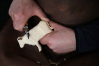 Schweizer Kuh Holzschnitz-Set «Linda»