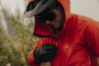 Die GUARDIAN-Kollektion von 7MESH: ultraleichte, multisportive, wasserdichte Funktionsbekleidung mit GORE ePE Membran