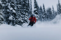 Die GUARDIAN-Kollektion von 7MESH: ultraleichte, multisportive, wasserdichte Funktionsbekleidung mit GORE ePE Membran