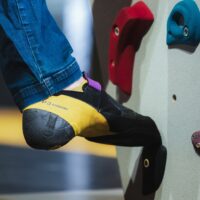 Skwama Lite: ein neuer Schuh für fortgeschrittene Kletter:innen